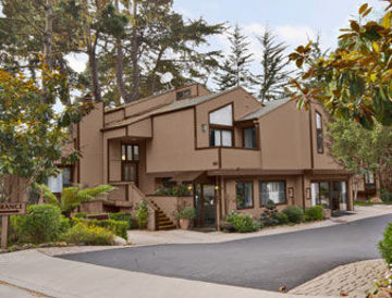 Howard Johnson Monterey Exterior photo